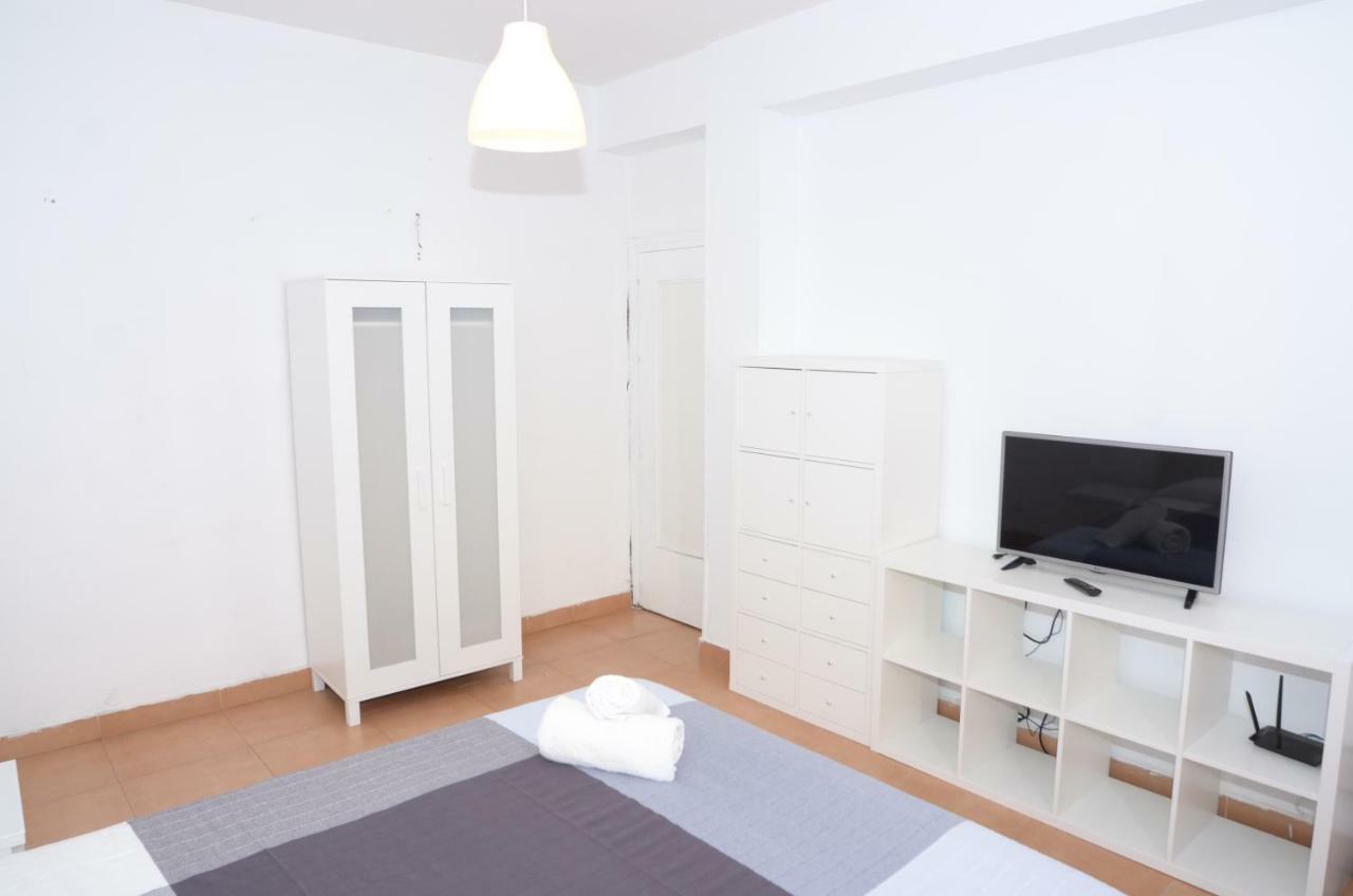 Quarto em Acomodações Particulares Big In Heart Dowtown Málaga