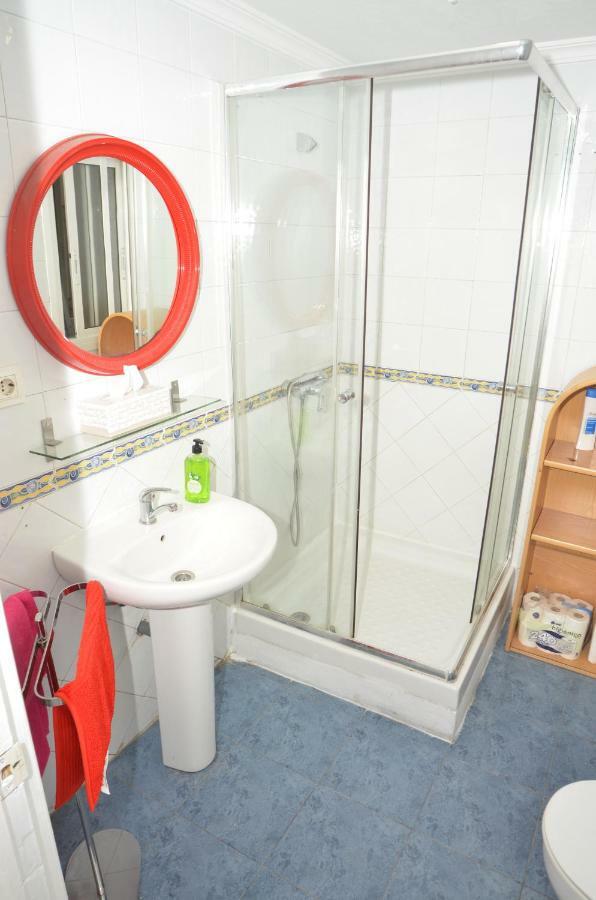 Quarto em Acomodações Particulares Big In Heart Dowtown Málaga